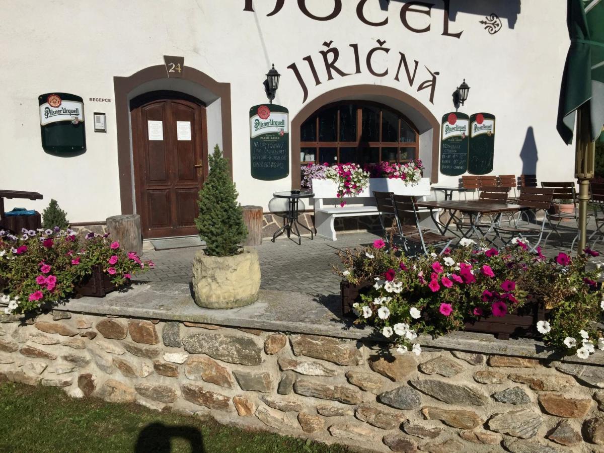 Hotel Jiricna Sušice المظهر الخارجي الصورة